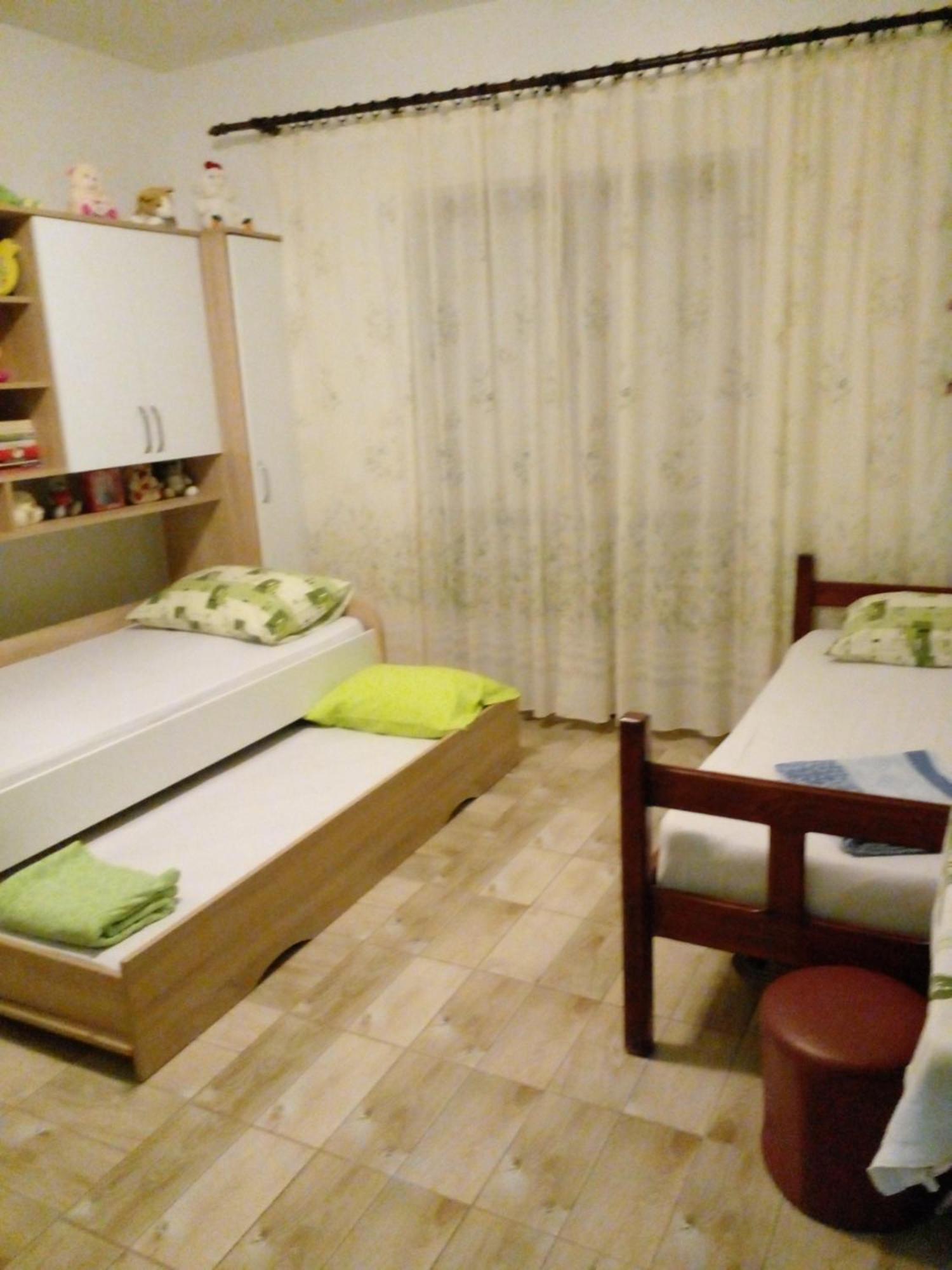 Apartment Jelaca Herceg Novi Zimmer foto