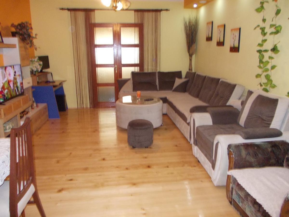 Apartment Jelaca Herceg Novi Exterior foto